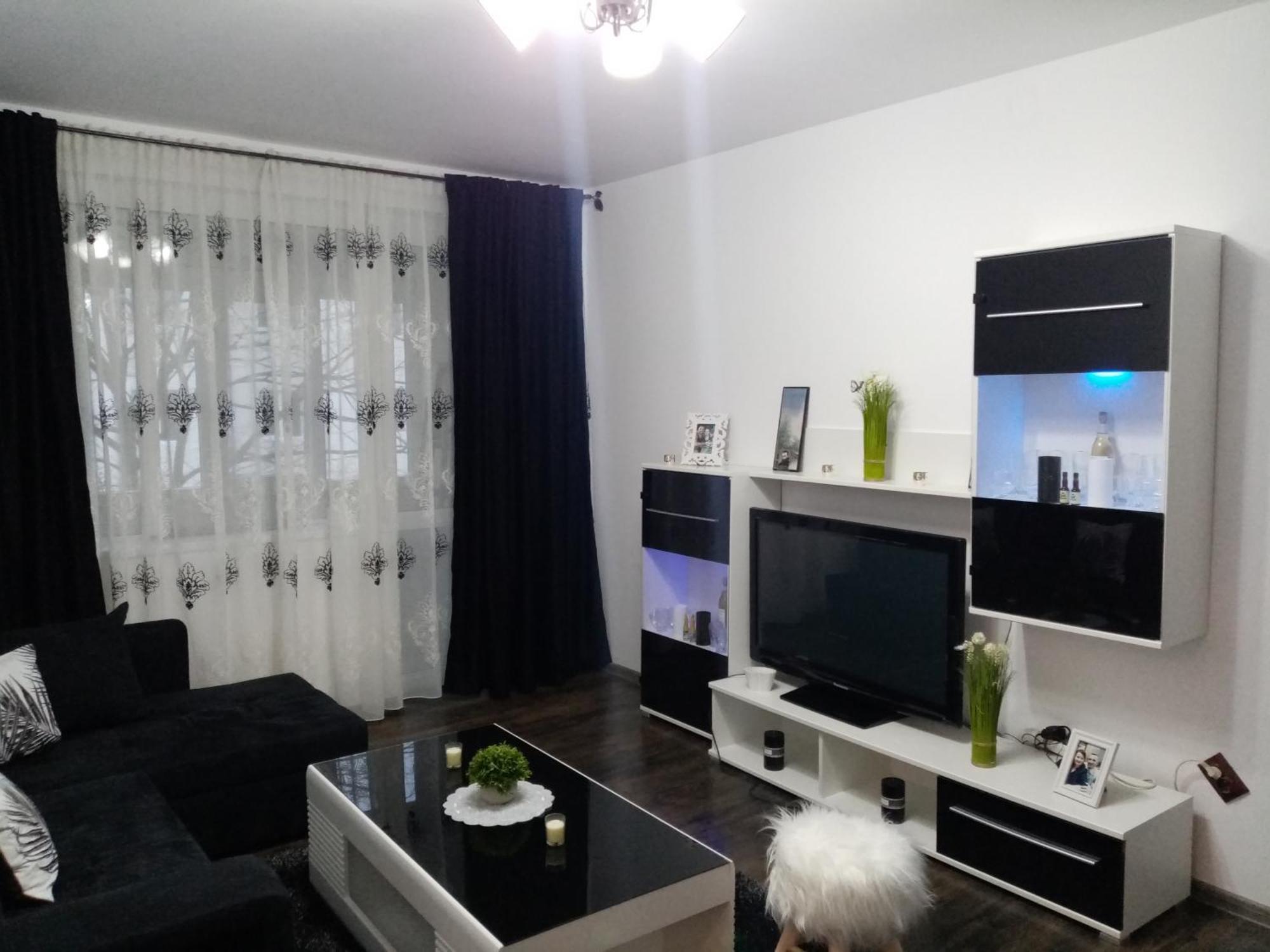 Apartament R&A Apartment Orsova Luaran gambar